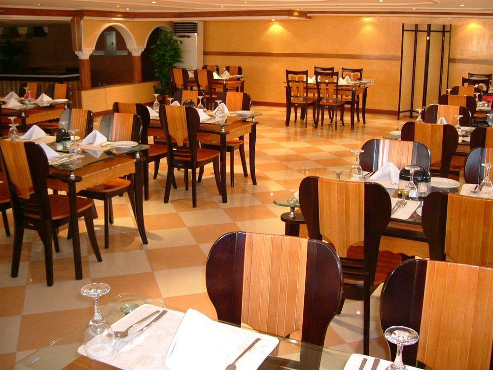 Bilqase Throne Hotel Dammam Exterior foto